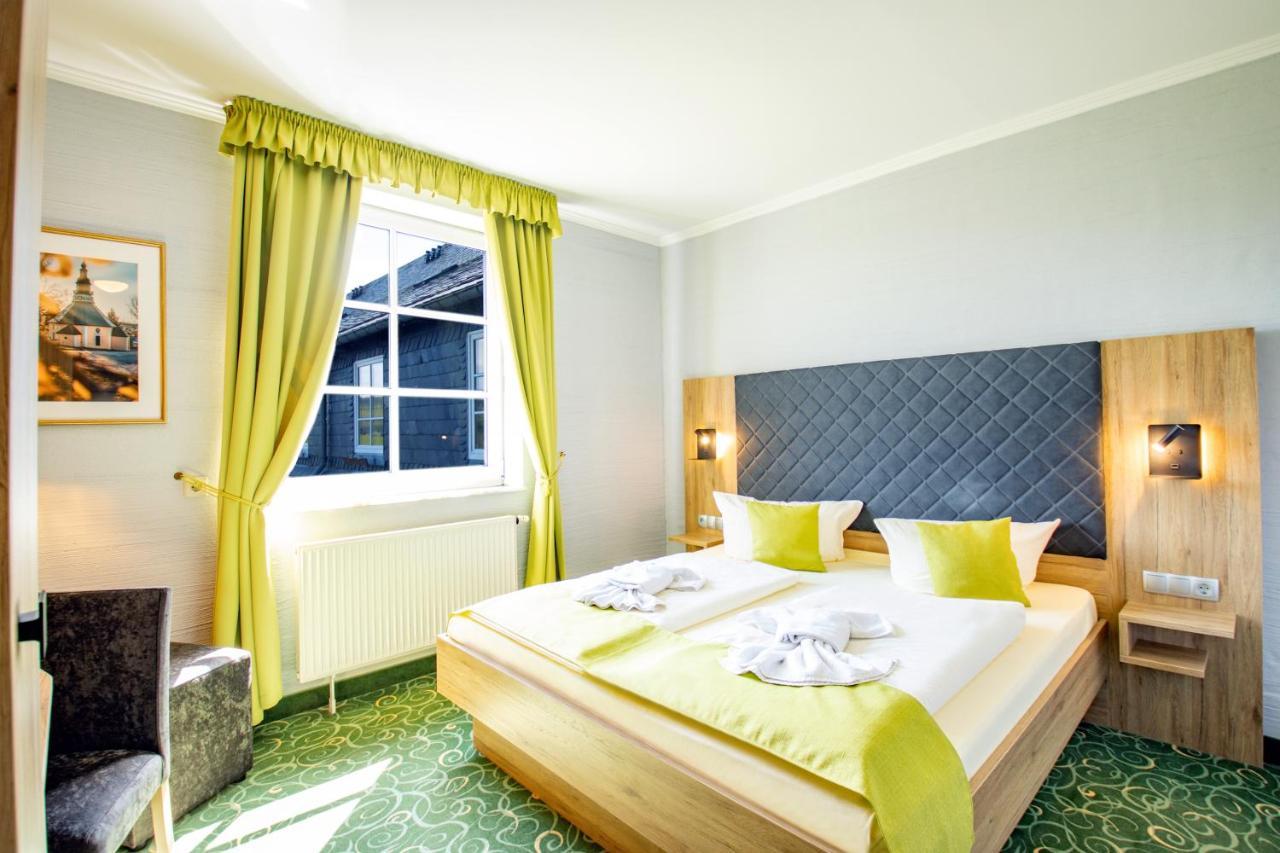 Panorama Berghotel Wettiner Hoehe سيفن المظهر الخارجي الصورة